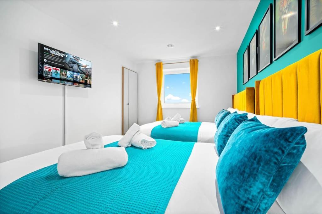 Spacious 2 Bed Apt B'Ham Cc With Parking Sleeps 7 Бирмингам Екстериор снимка